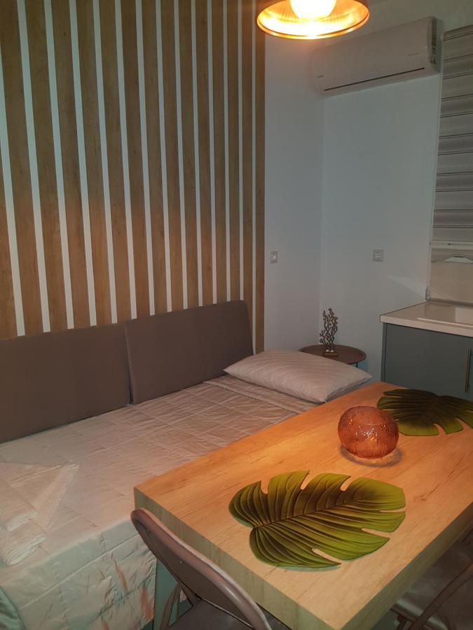 Galazia Thea Apartments Archangelos  Buitenkant foto